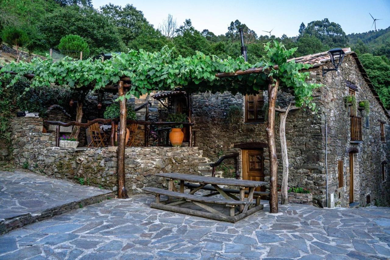 Вілла Montanhas Do Xisto - Casa Da Eira Candal  Екстер'єр фото